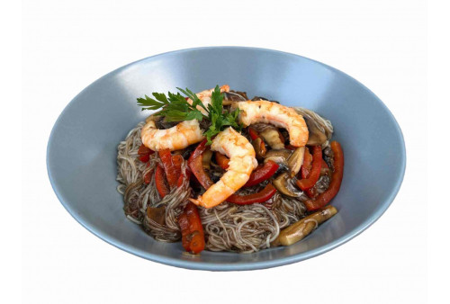 Фунчоза с креветками и овощами