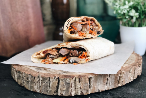 Ролл с говядиной